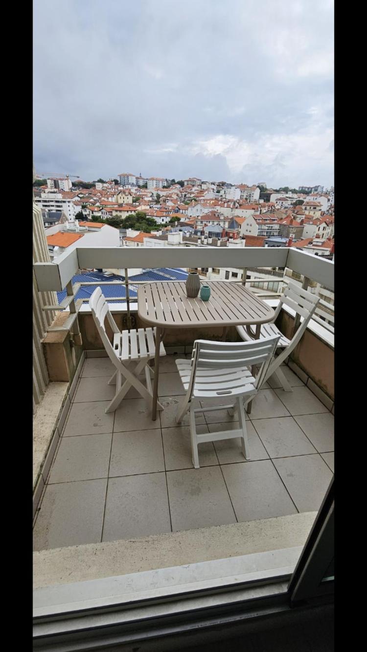 Studio Victoria Centre Grande Plage And Pool Биарриц Экстерьер фото